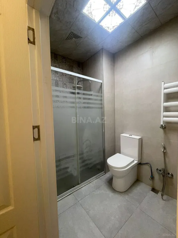 Kirayə verilir 2 otaqlı mənzil 65 m²