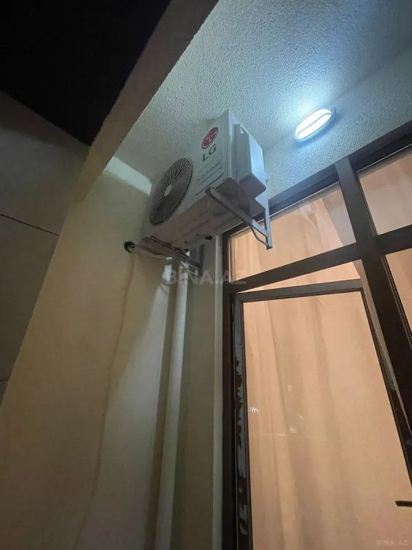 Kirayə verilir 2 otaqlı mənzil 65 m²