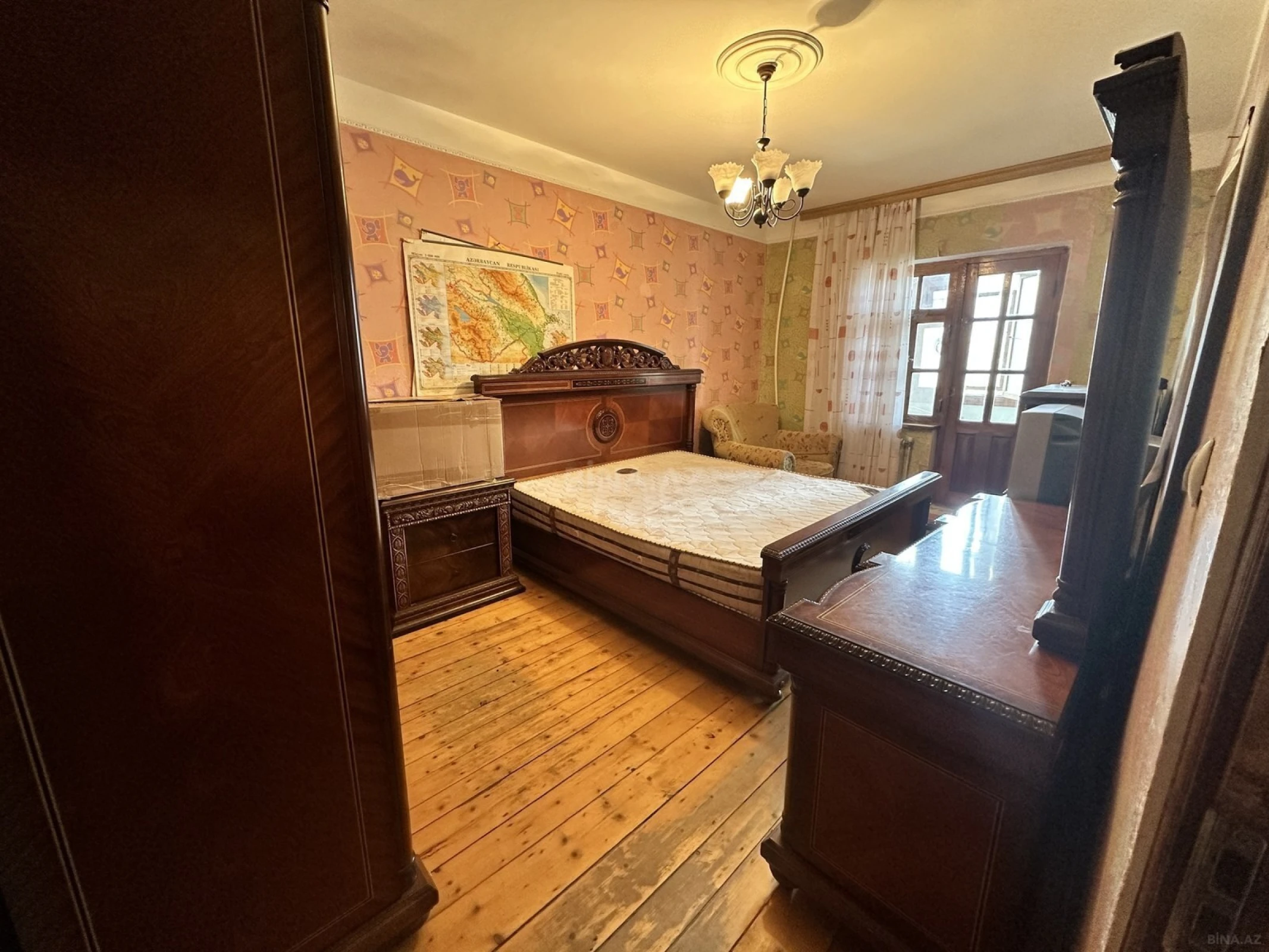 Satılır 4 otaqlı mənzil 100 m²