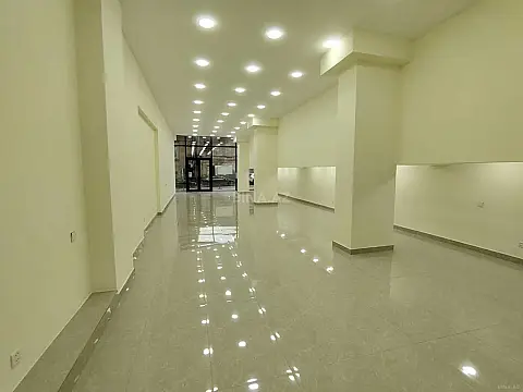 Kirayə verilir obyekt 130 m²