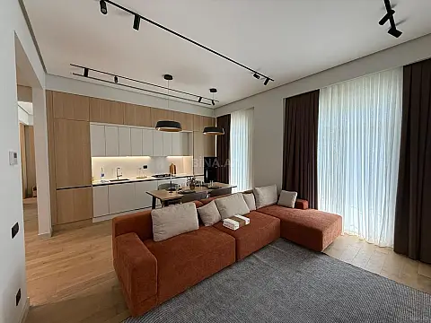Satılır 2 otaqlı mənzil 78 m²