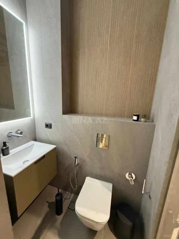 Satılır 2 otaqlı mənzil 78 m²