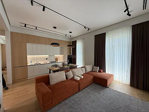 Satılır 2 otaqlı mənzil 78 m²