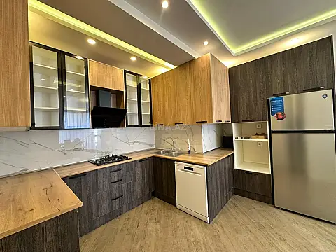 Satılır 3 otaqlı mənzil 101 m²