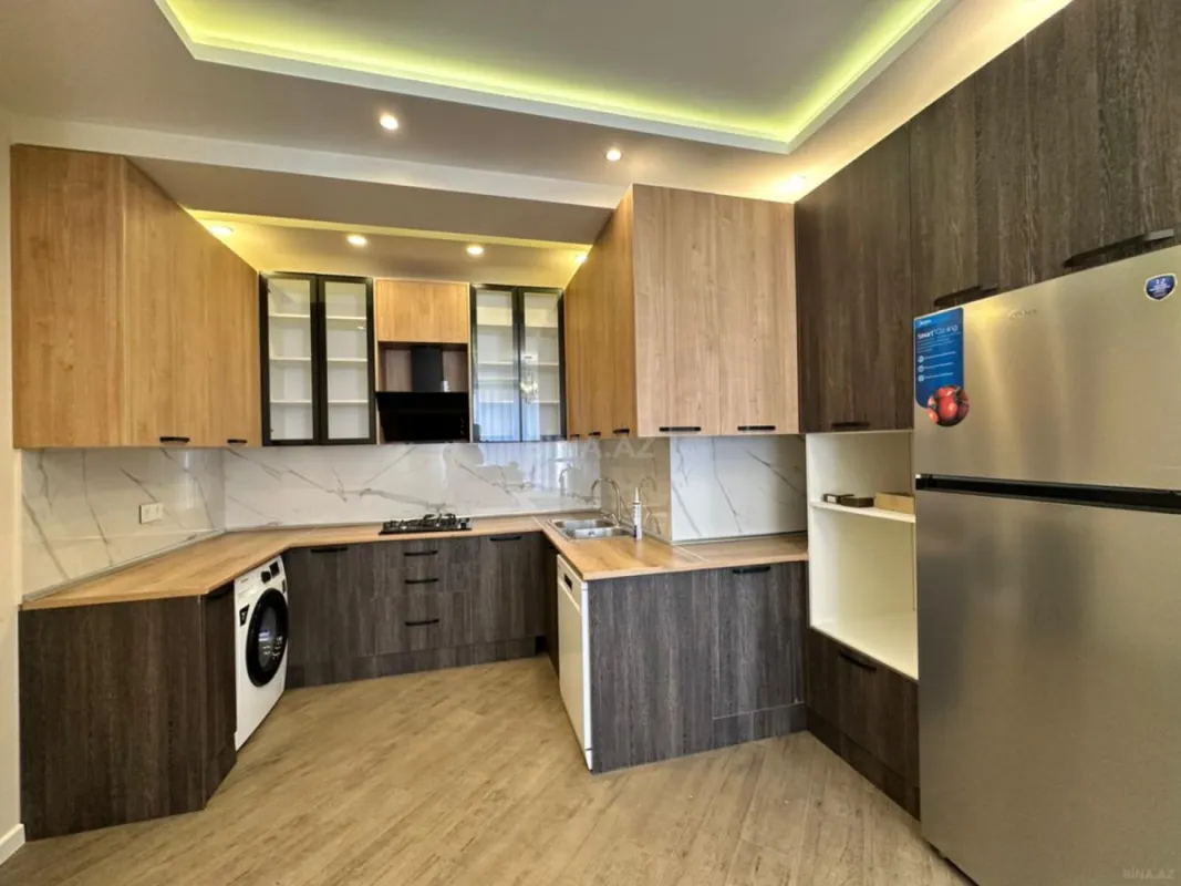 Satılır 3 otaqlı mənzil 101 m²