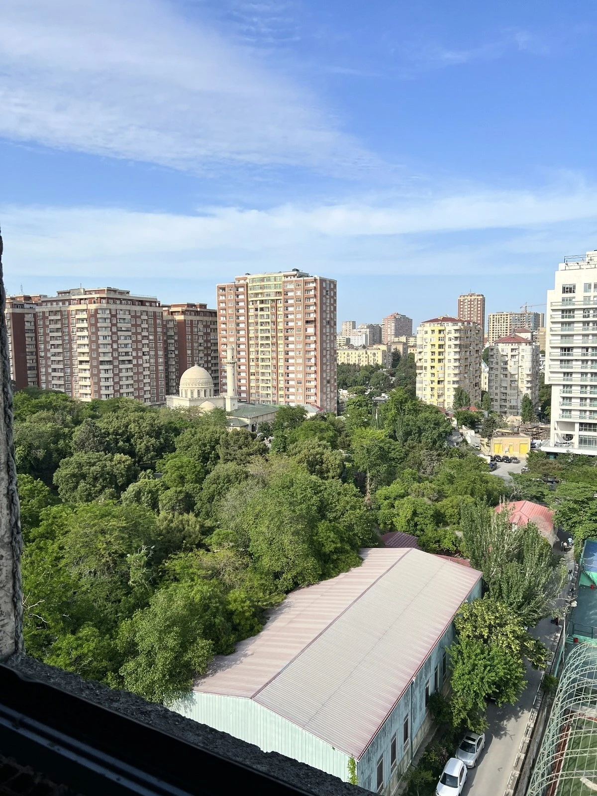 Satılır 3 otaqlı mənzil 295 m²