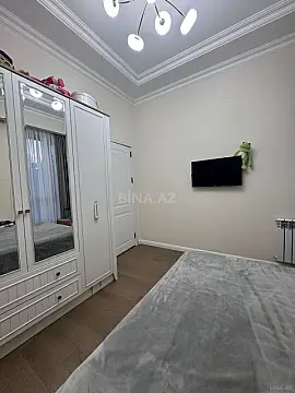 Kirayə verilir 2 otaqlı mənzil 80 m²