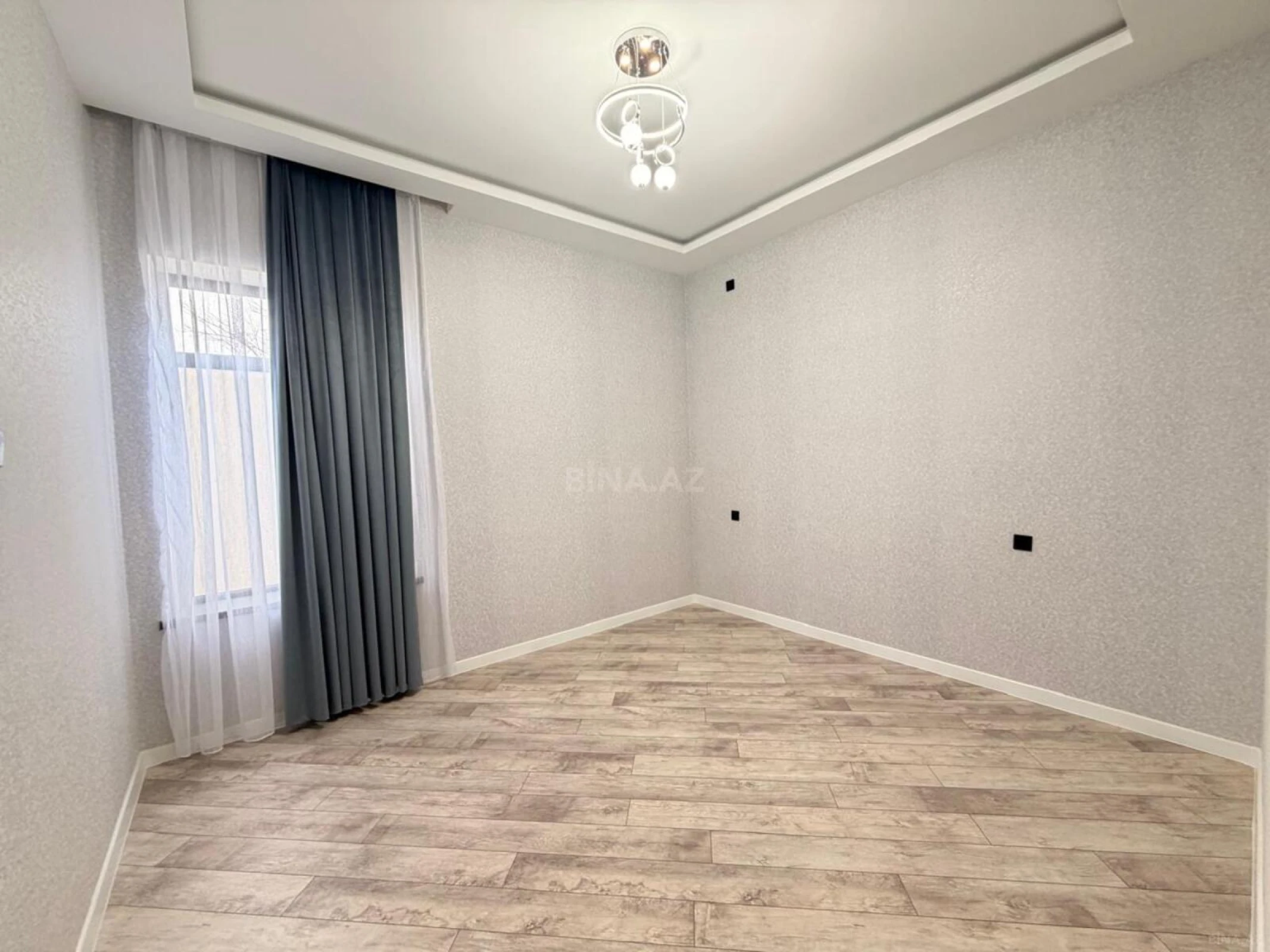 Satılır 3 otaqlı həyət evi 142 m²