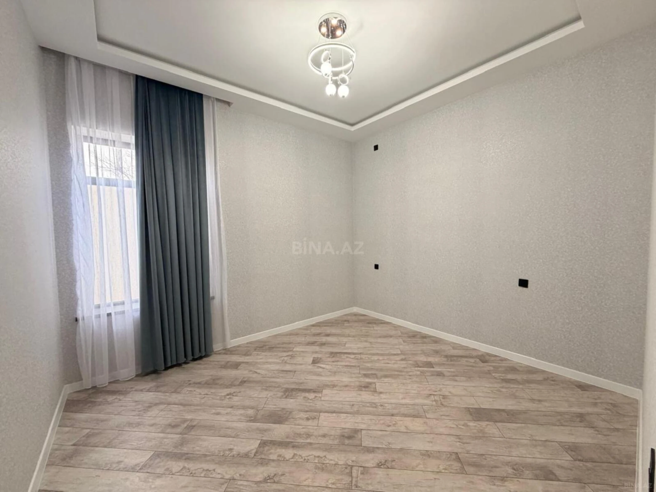 Satılır 3 otaqlı həyət evi 142 m²
