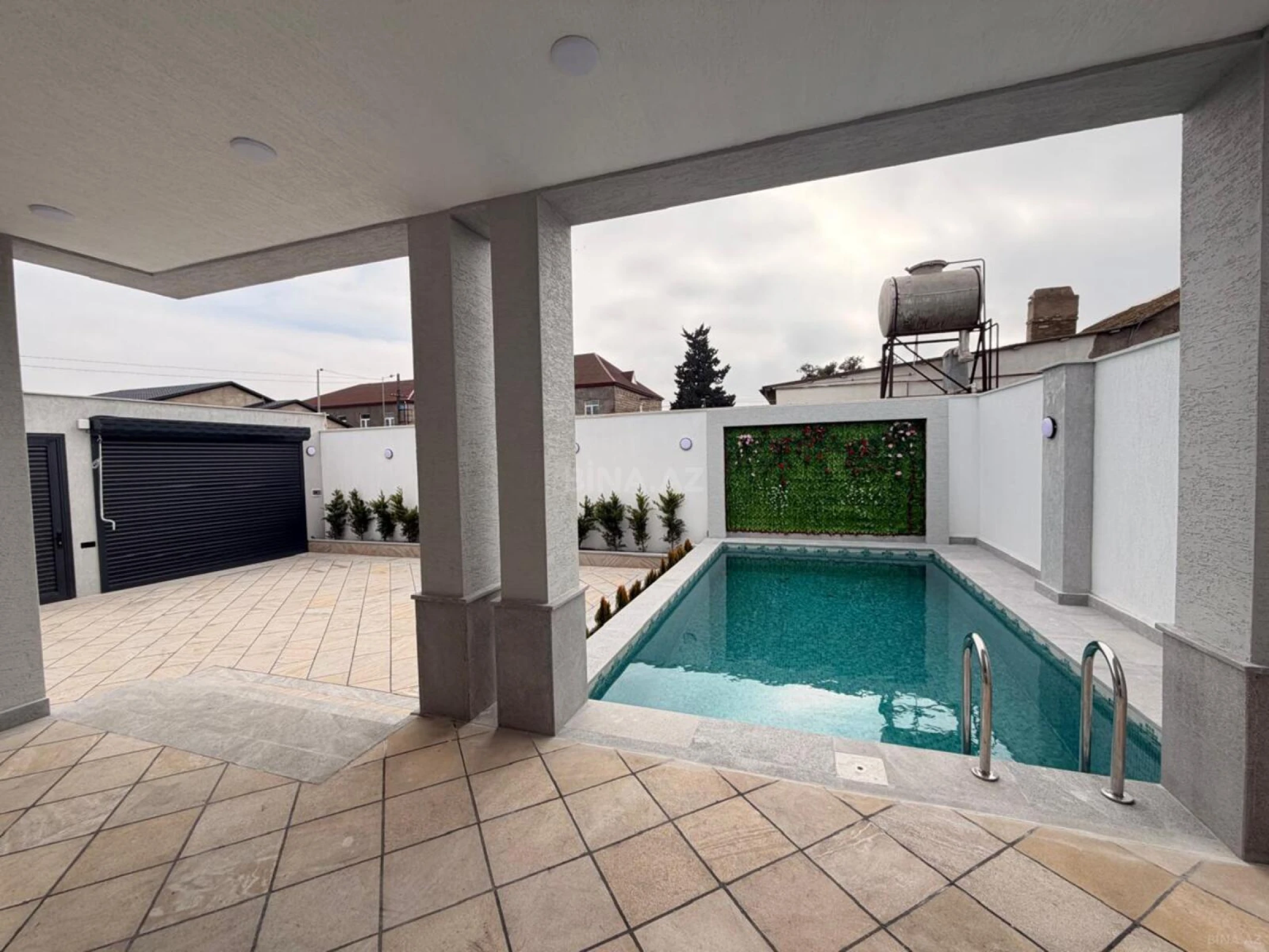 Satılır 3 otaqlı həyət evi 142 m²