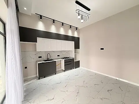Satılır 3 otaqlı həyət evi 142 m²
