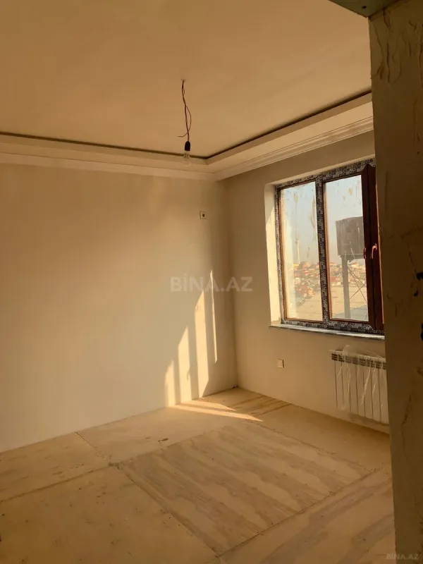 Satılır 7 otaqlı həyət evi 390 m²