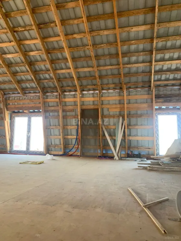 Satılır 7 otaqlı həyət evi 390 m²