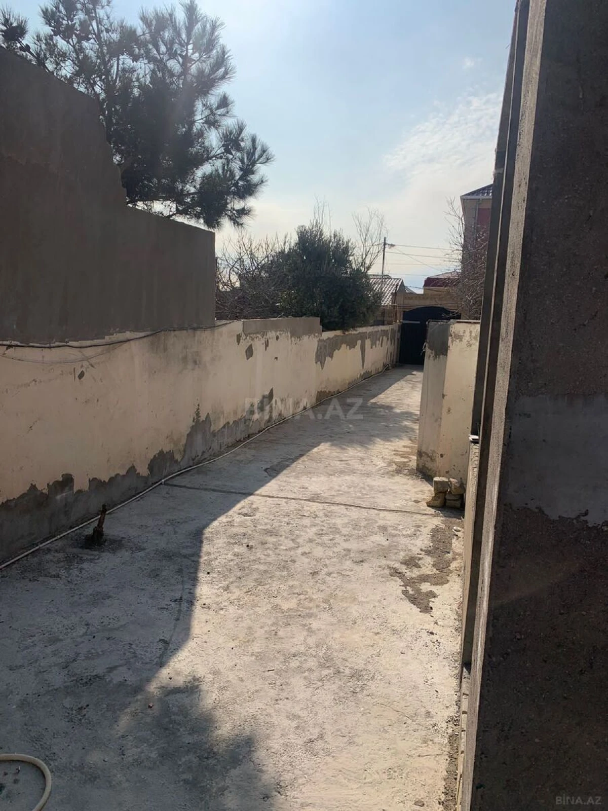 Satılır 7 otaqlı həyət evi 390 m²