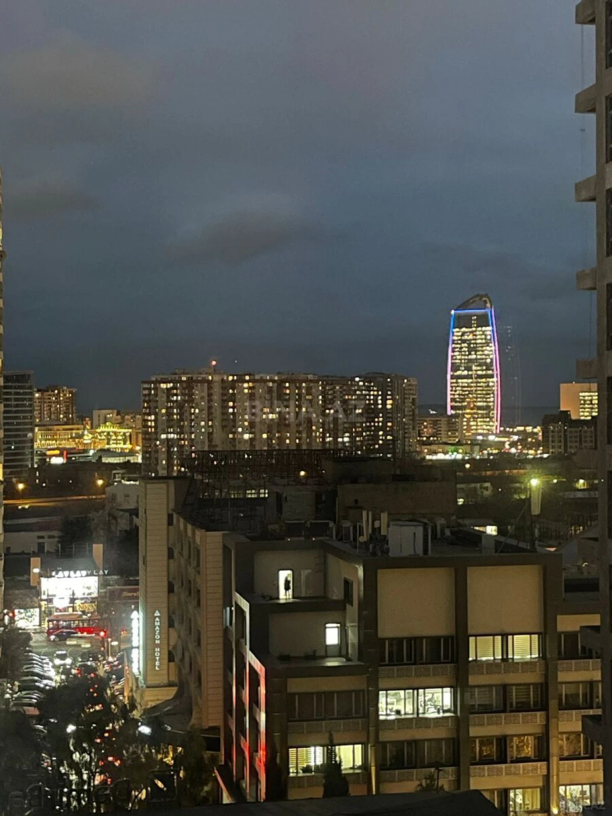 Kirayə verilir 3 otaqlı mənzil 120 m²