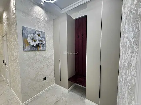 Kirayə verilir 2 otaqlı mənzil 70 m²