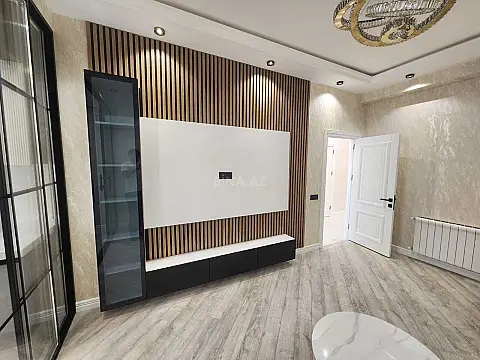 Kirayə verilir 2 otaqlı mənzil 70 m²