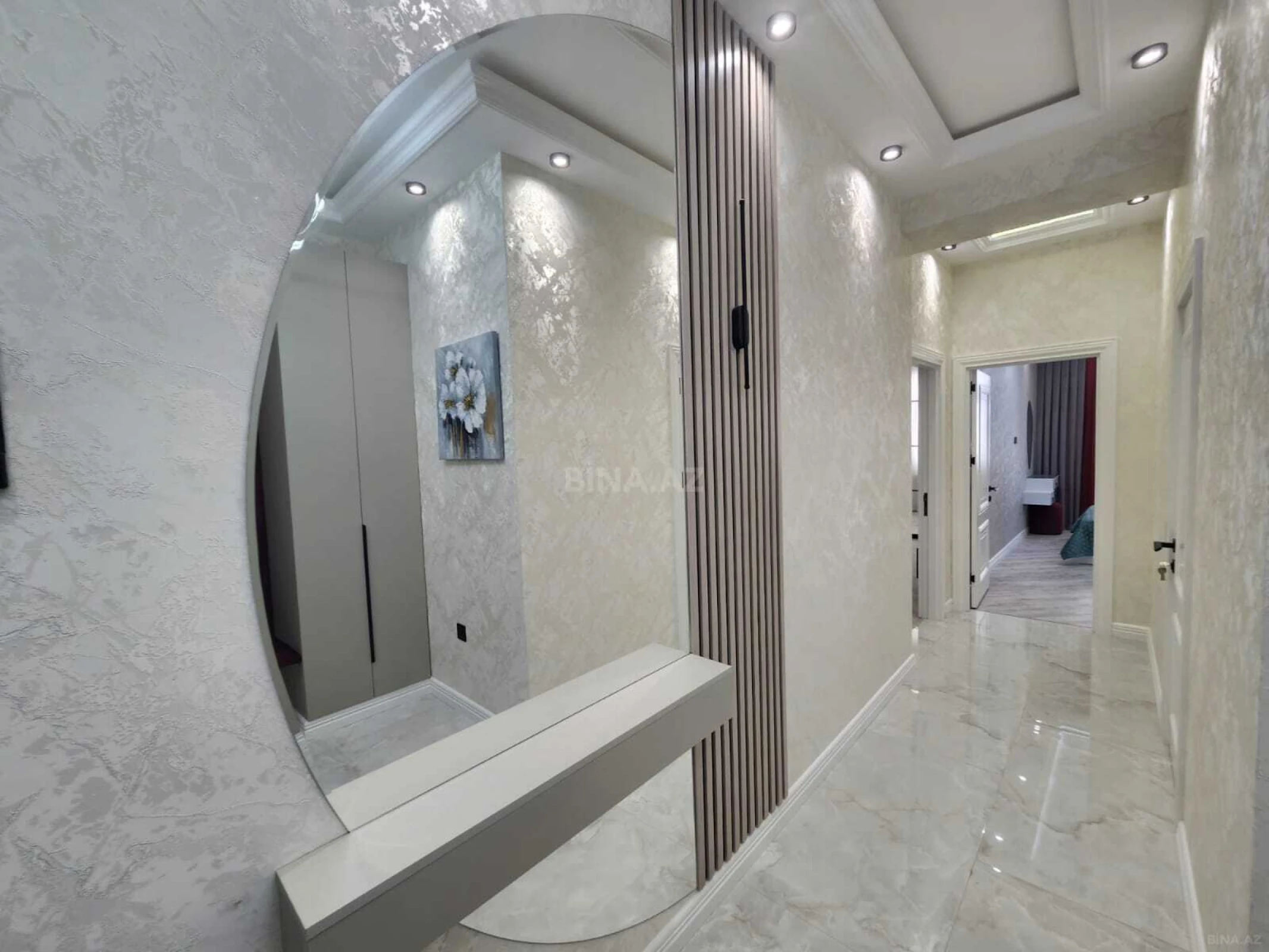 Kirayə verilir 2 otaqlı mənzil 70 m²