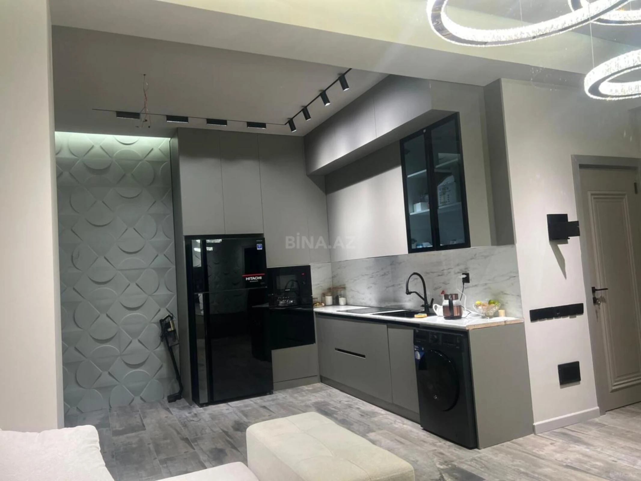 Satılır 2 otaqlı mənzil 75 m²
