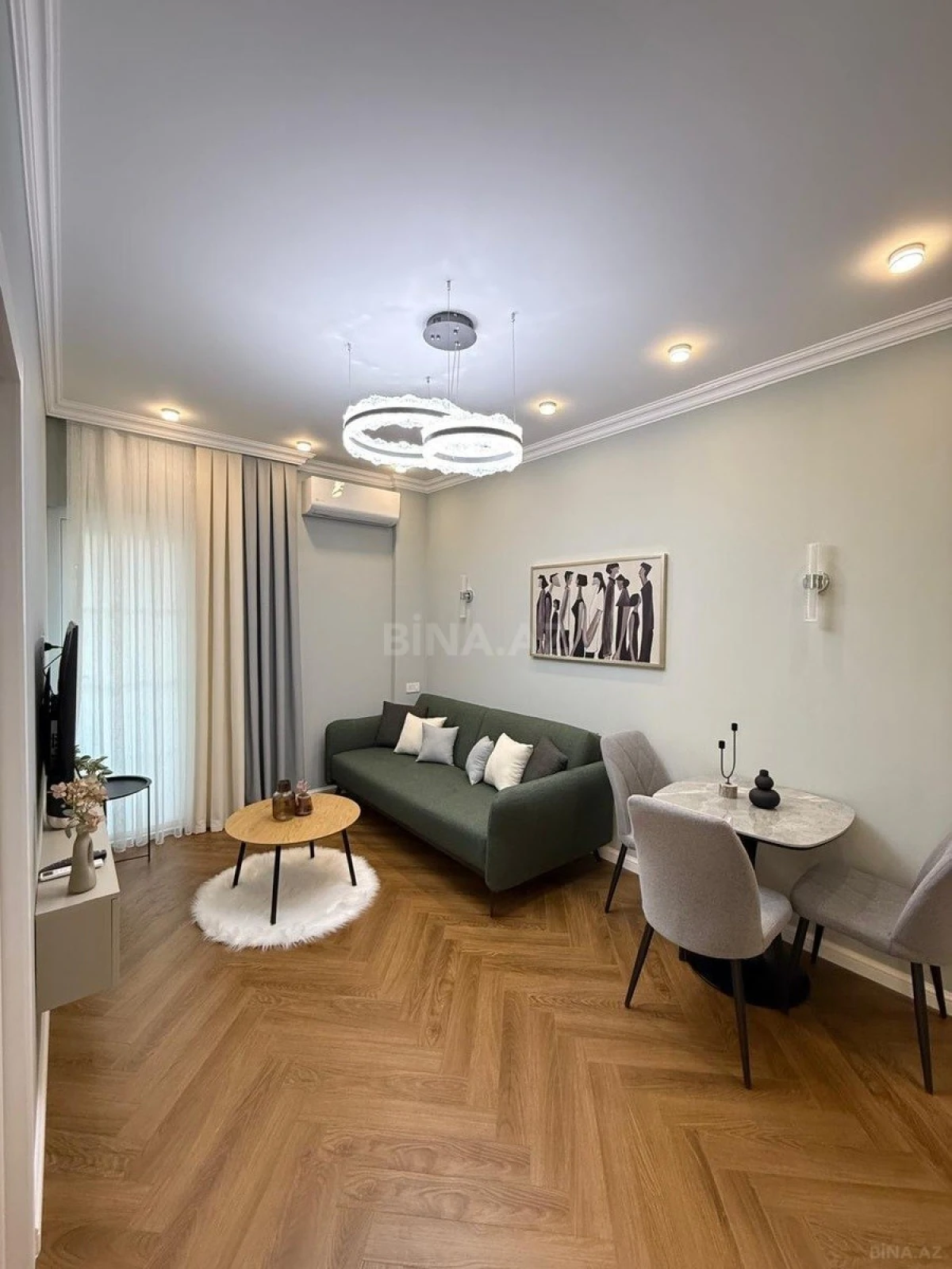 Satılır 2 otaqlı mənzil 45 m²