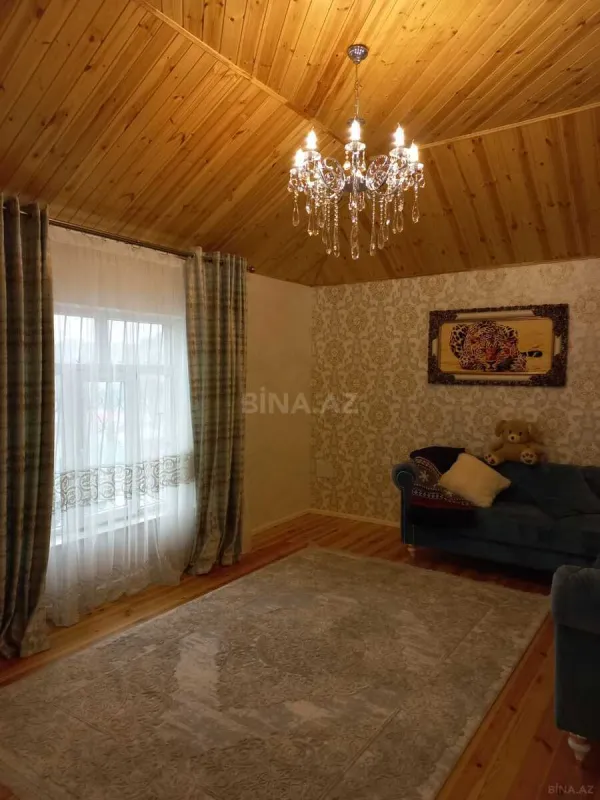 Satılır 7 otaqlı həyət evi 280 m²