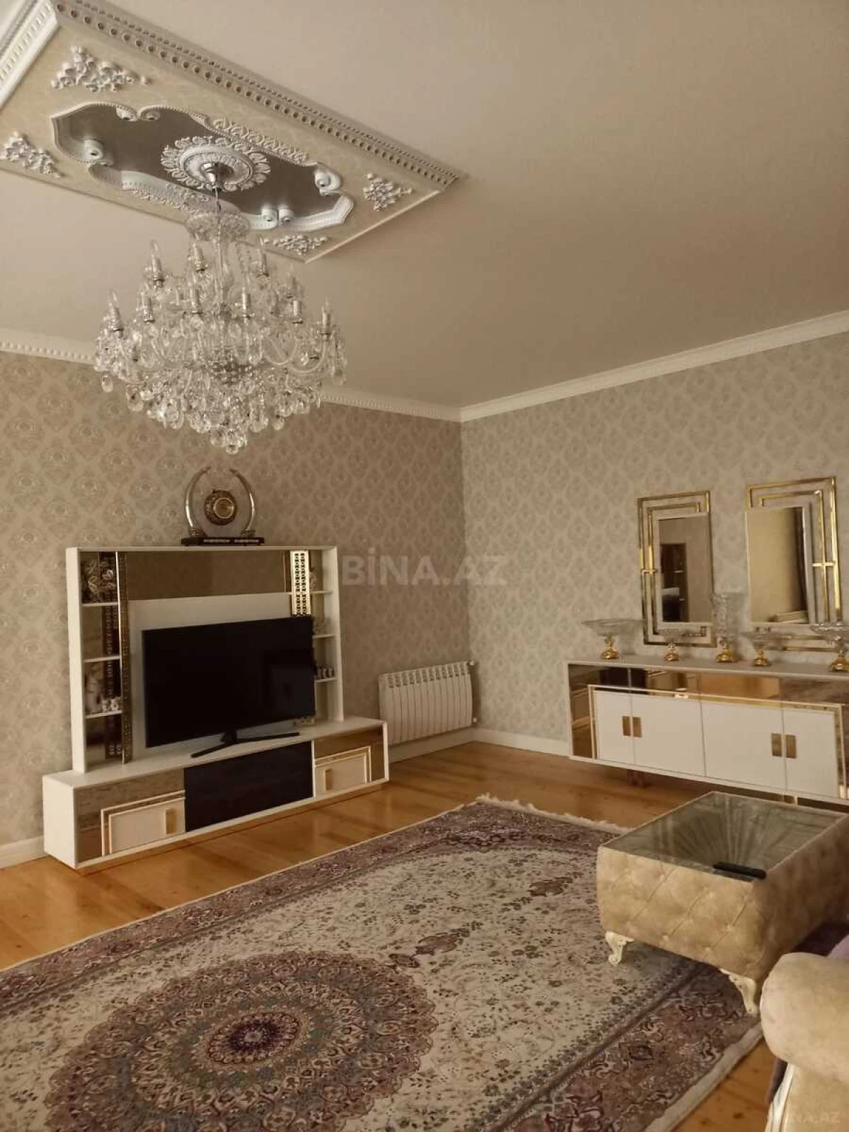 Satılır 7 otaqlı həyət evi 280 m²