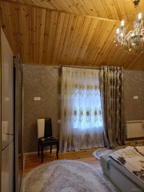 Satılır 7 otaqlı həyət evi 280 m²