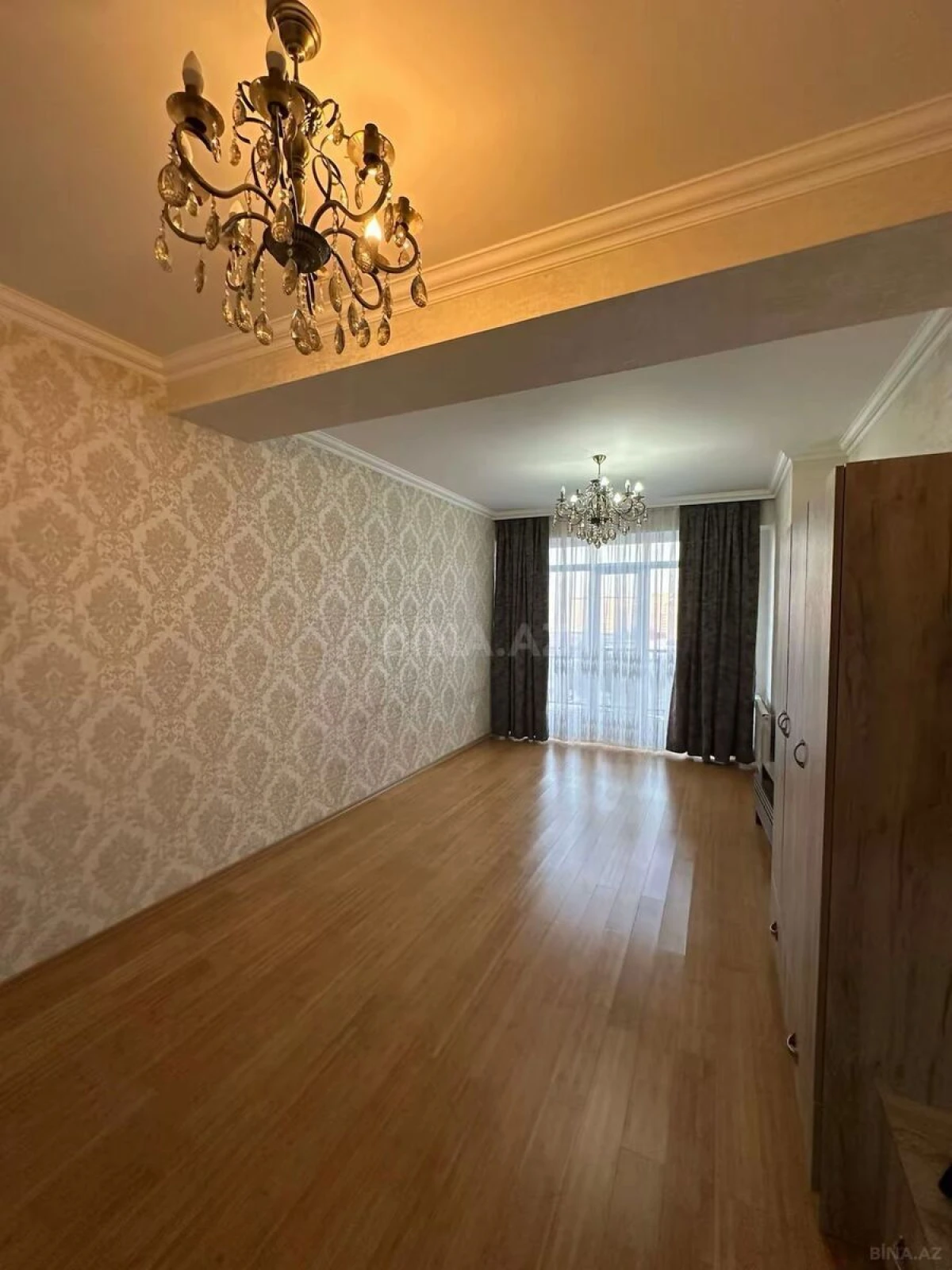 Satılır 2 otaqlı mənzil 80 m²
