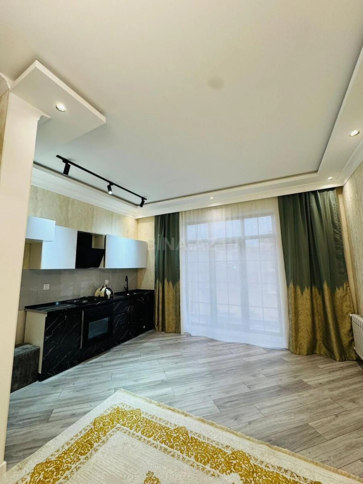 Satılır 7 otaqlı həyət evi 220 m²