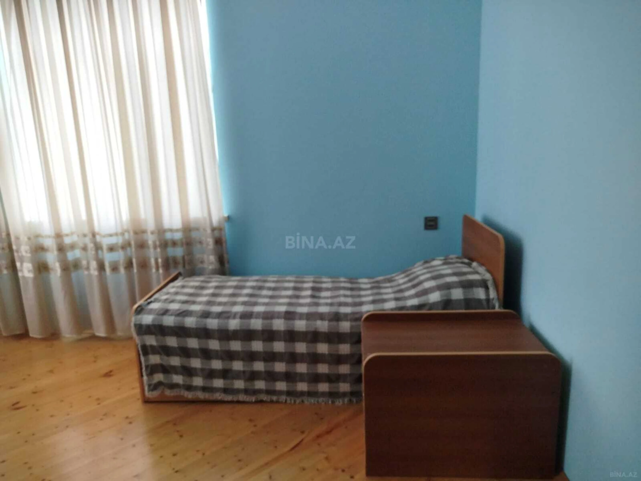 Satılır 4 otaqlı həyət evi 200 m²