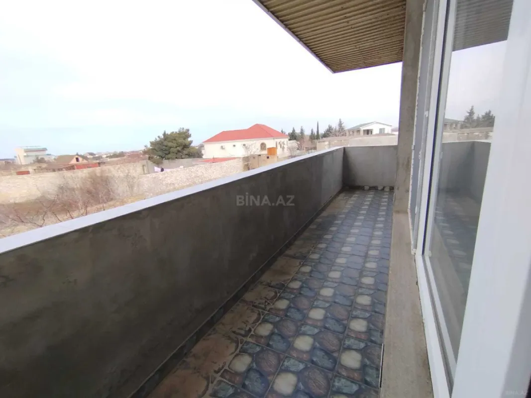 Satılır 4 otaqlı həyət evi 200 m²