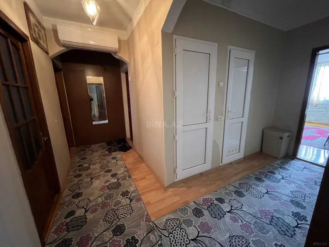 Satılır 4 otaqlı mənzil 100 m²