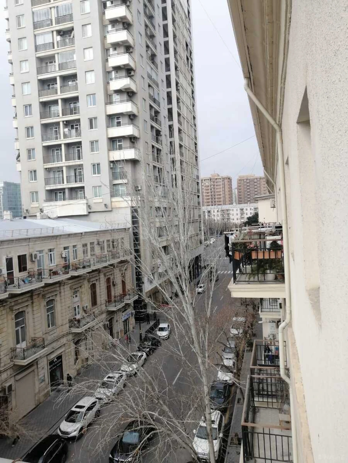 Satılır 2 otaqlı mənzil 60 m²