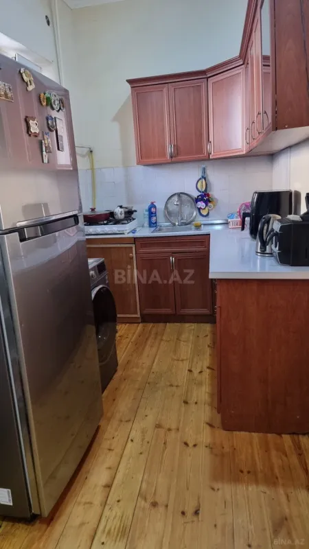 Satılır 2 otaqlı mənzil 60 m²