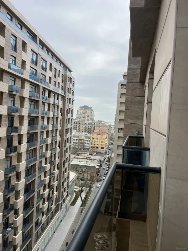 Satılır 1 otaqlı mənzil 64 m²