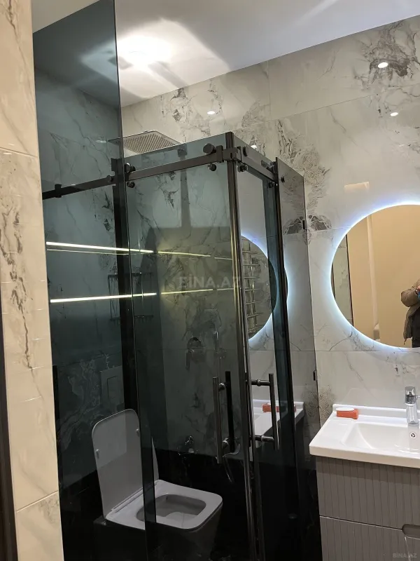 Satılır 1 otaqlı mənzil 64 m²