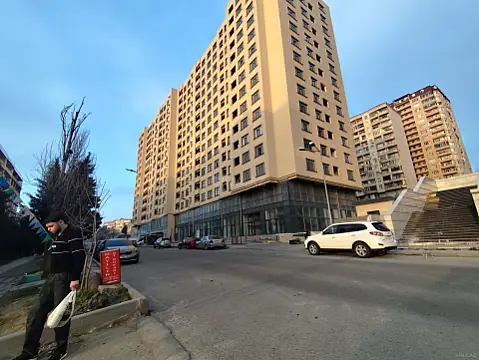 Satılır 2 otaqlı mənzil 68 m²