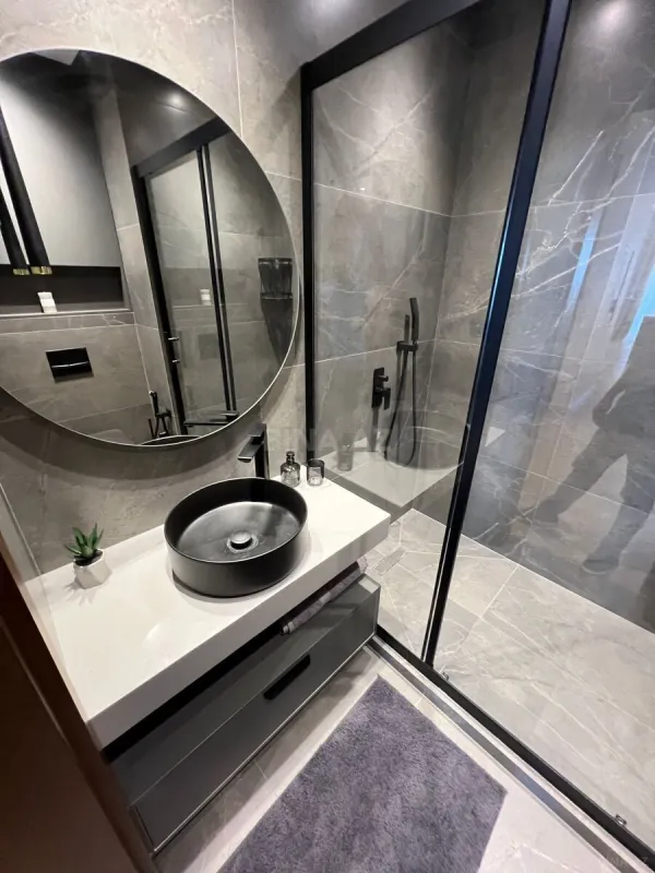 Kirayə verilir 3 otaqlı mənzil 160 m²