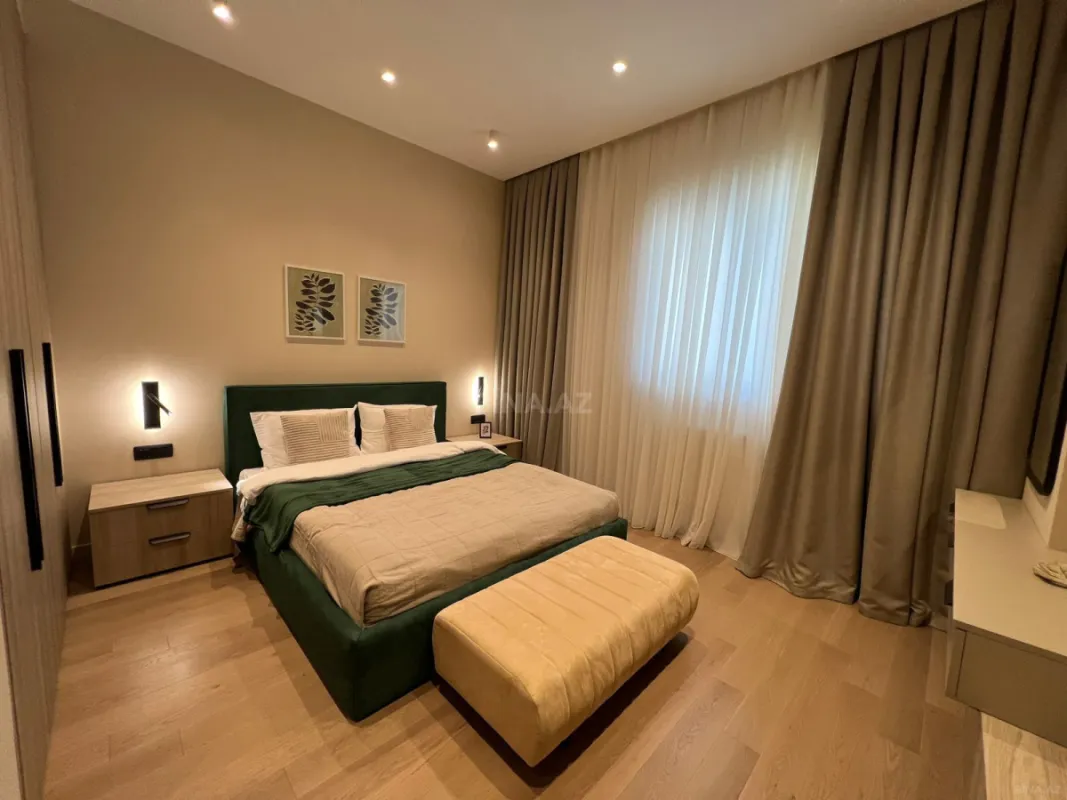 Kirayə verilir 3 otaqlı mənzil 160 m²