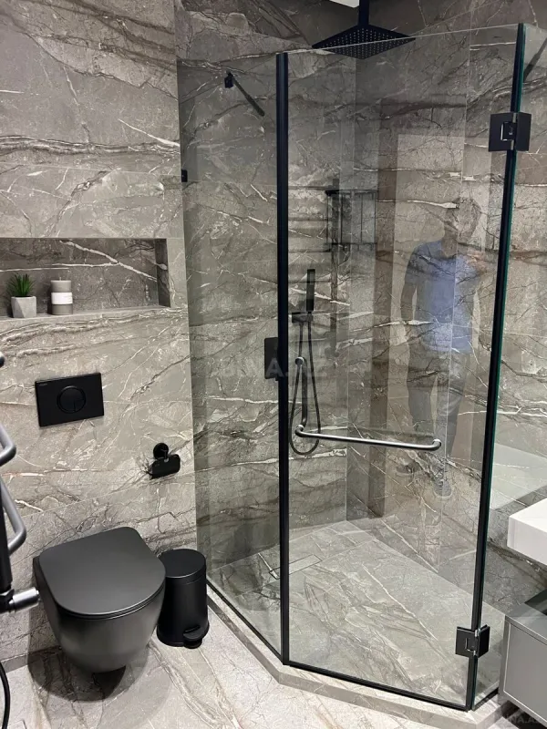 Kirayə verilir 3 otaqlı mənzil 160 m²