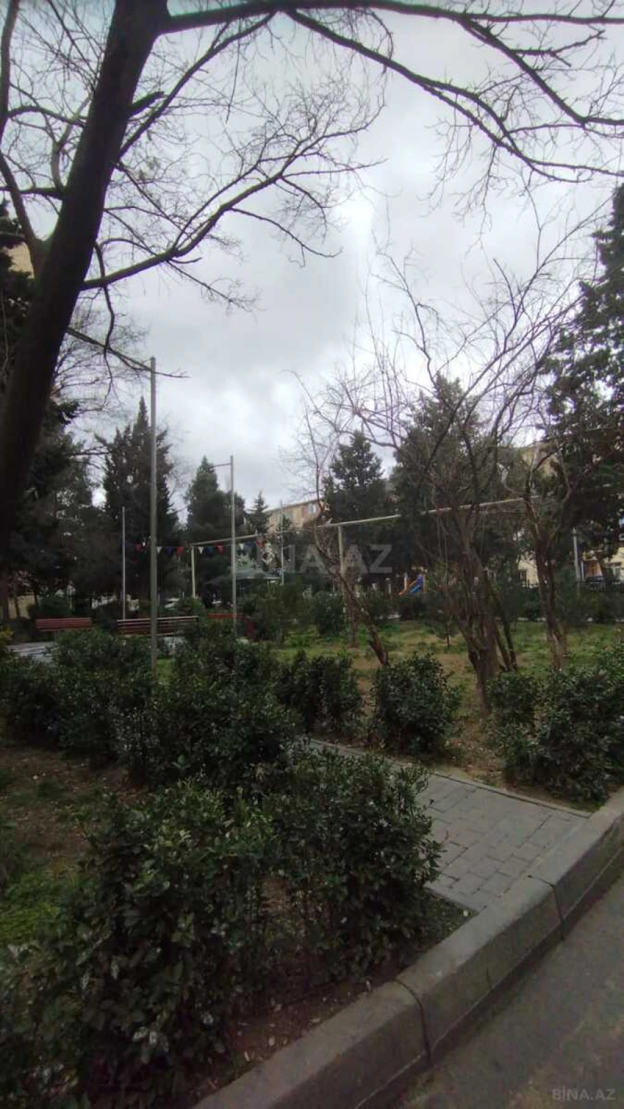 Satılır 3 otaqlı mənzil 89 m²