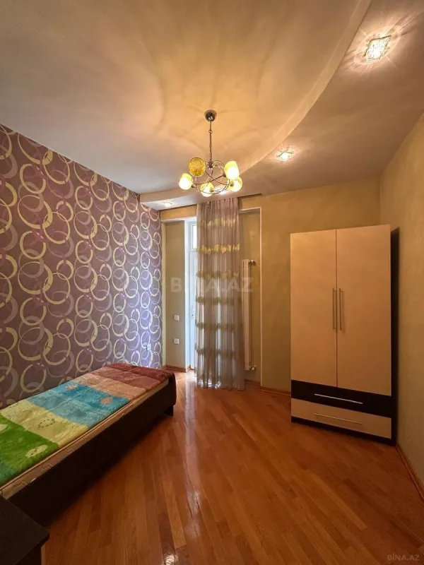 Satılır 3 otaqlı mənzil 89 m²