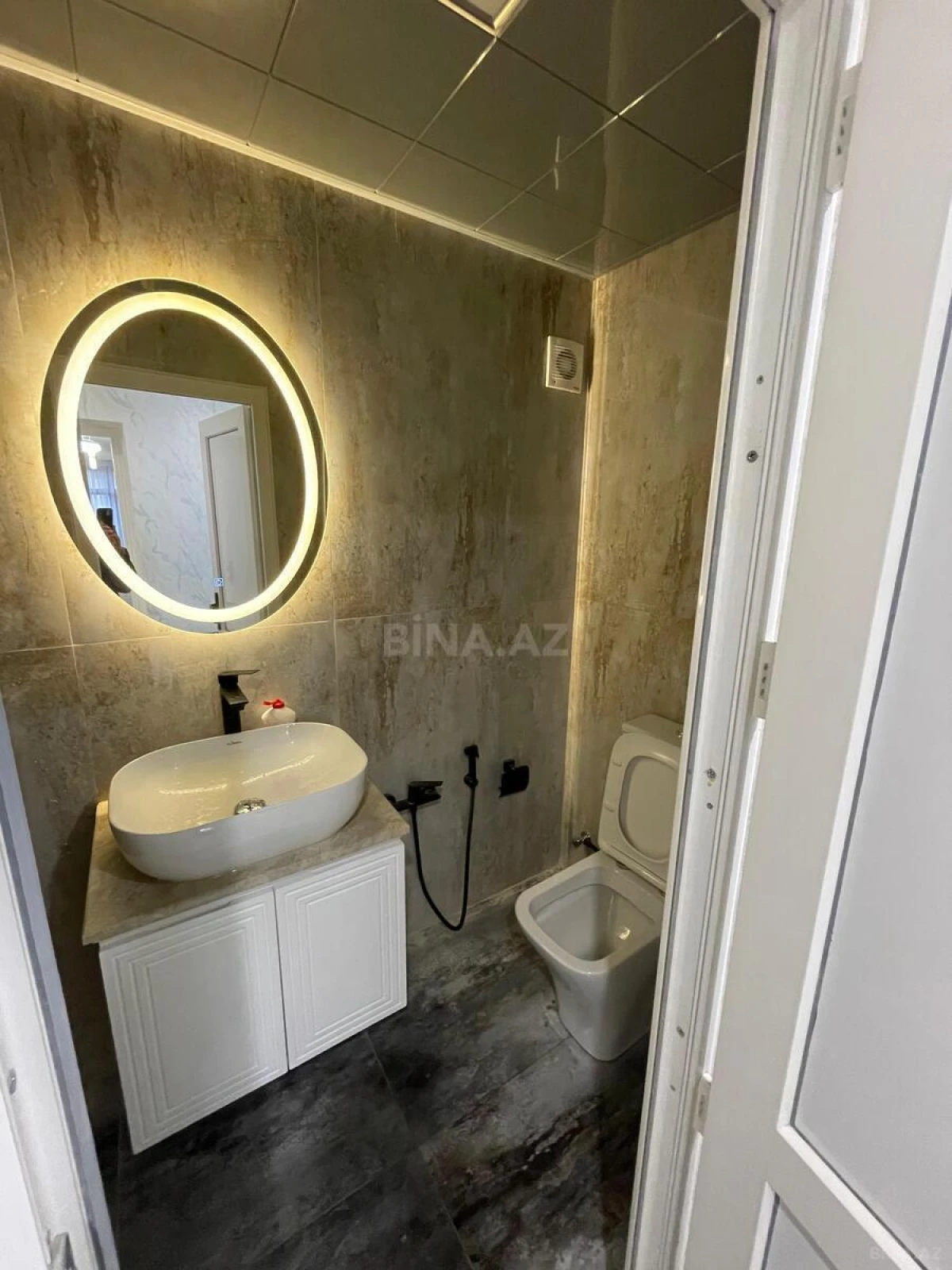 Satılır 3 otaqlı mənzil 75 m²