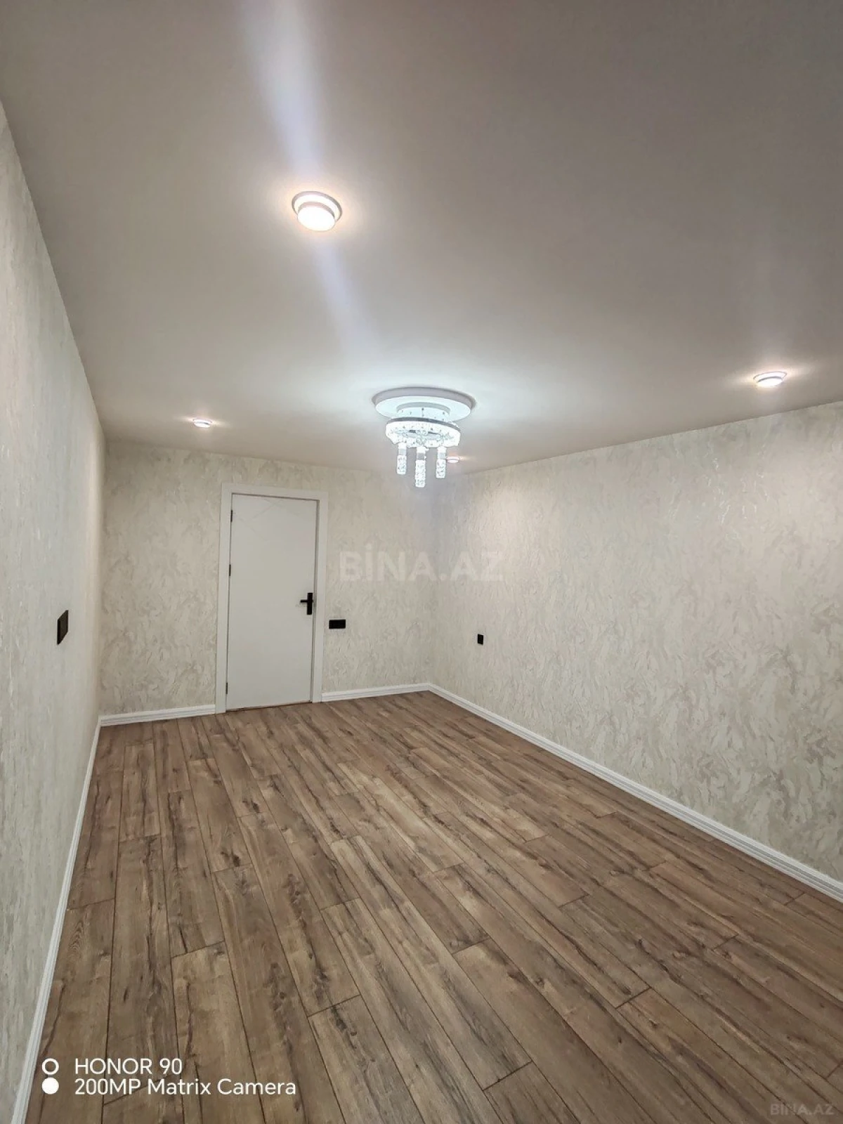 Satılır 3 otaqlı mənzil 75 m²