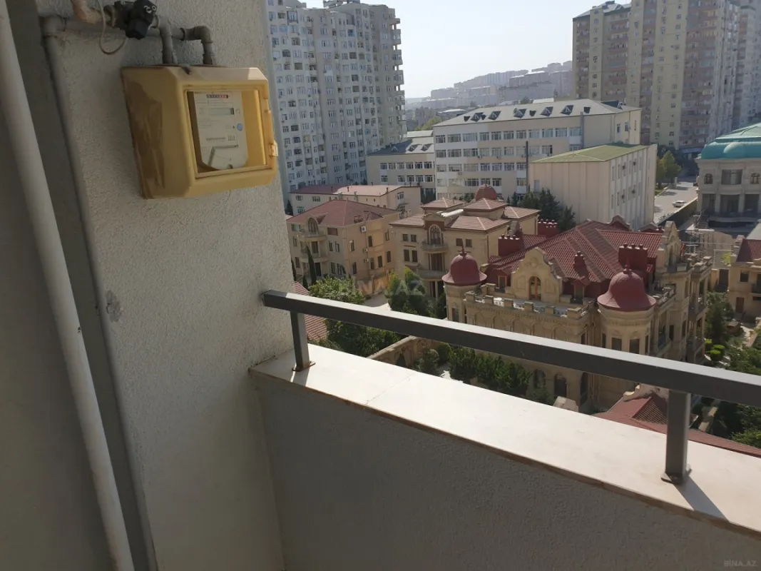 Kirayə verilir 2 otaqlı mənzil 75 m²