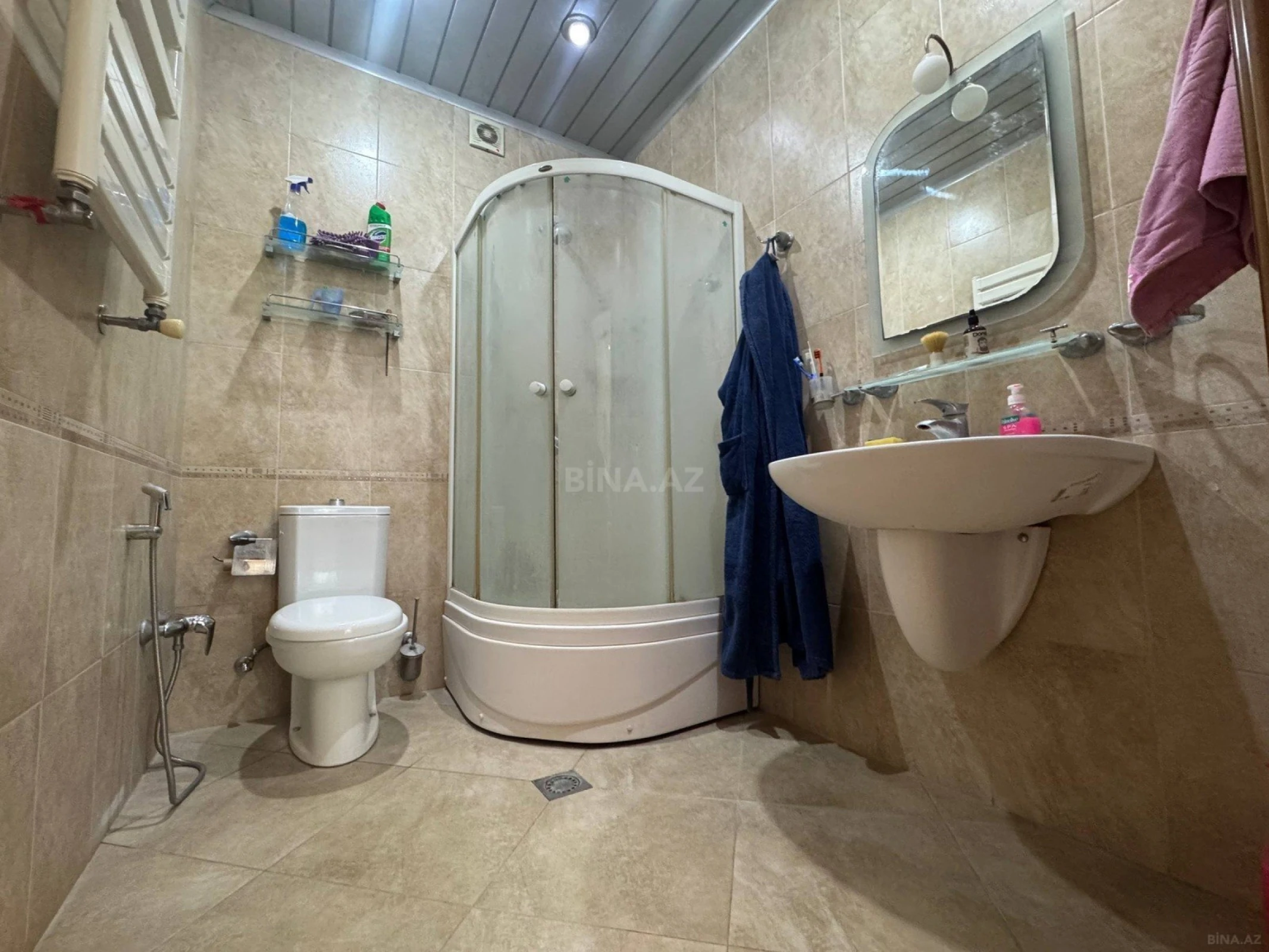 Satılır 3 otaqlı mənzil 167 m²