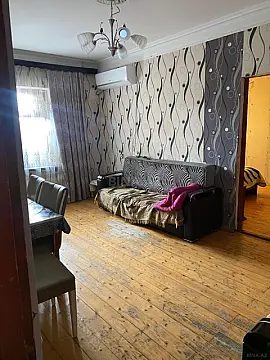 Satılır 5 otaqlı mənzil 100 m² — Bakı, Yeni Günəşli 5 otaq 100.00 m²