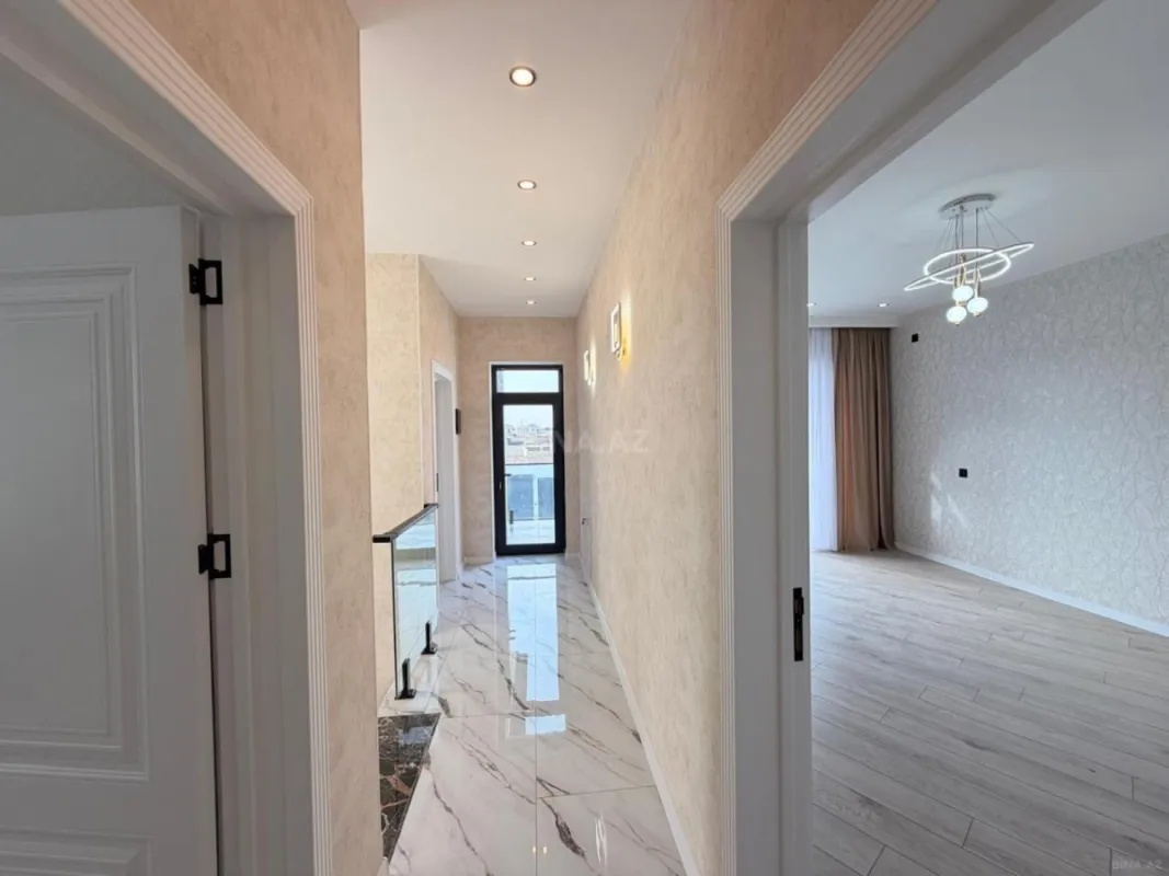 Satılır 5 otaqlı həyət evi 200 m²