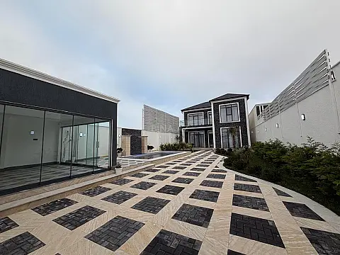 Satılır 5 otaqlı həyət evi 200 m² — Bakı, Şüvəlan 5 otaq 200.00 m²