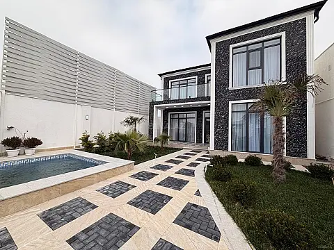 Satılır 5 otaqlı həyət evi 200 m²